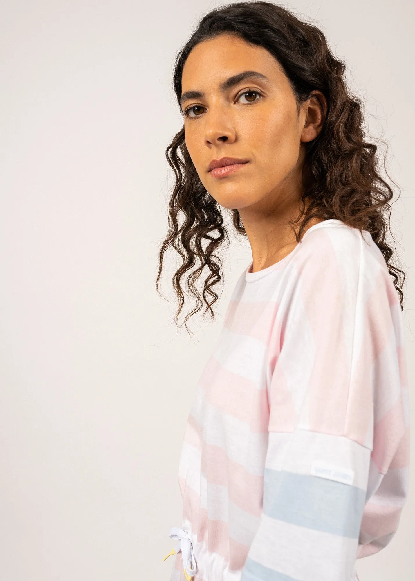 CARANTEC - Cotton Sweatshirt Dress with Short Sleeves (WHITE / PALE PINK / LIGHT BLUE)