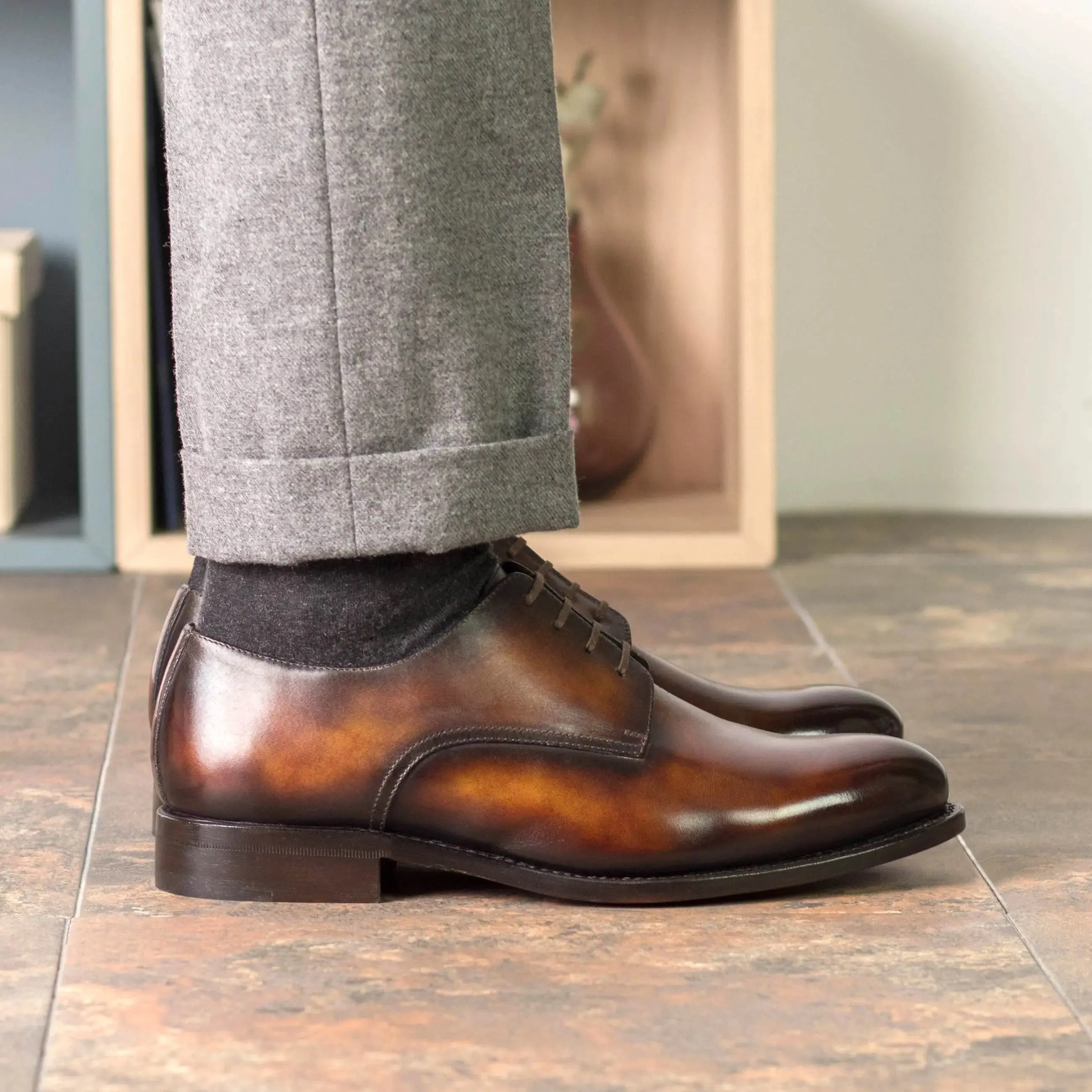 DapperFam Vero in Fire Men's Hand-Painted Patina Derby