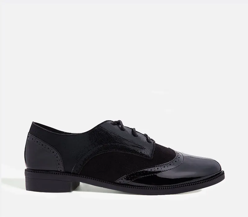 Lace-Up Brogue