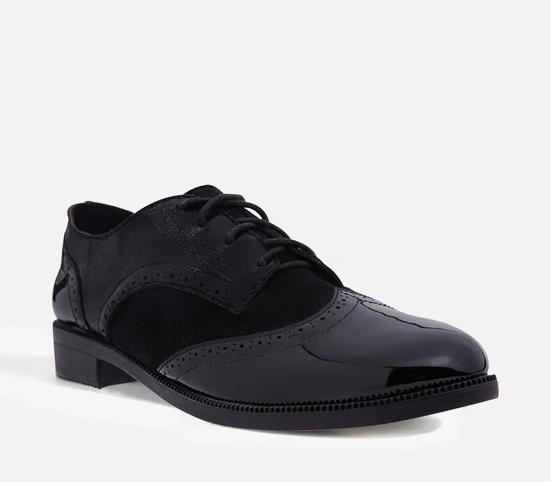 Lace-Up Brogue