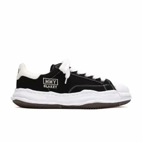 Maison MIHARA YASUHIRO "Blakey" OG Sole Canvas Low-Top Sneaker (Black)