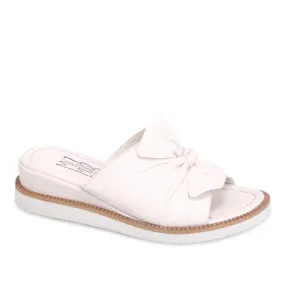 Miz Mooz Evy- White