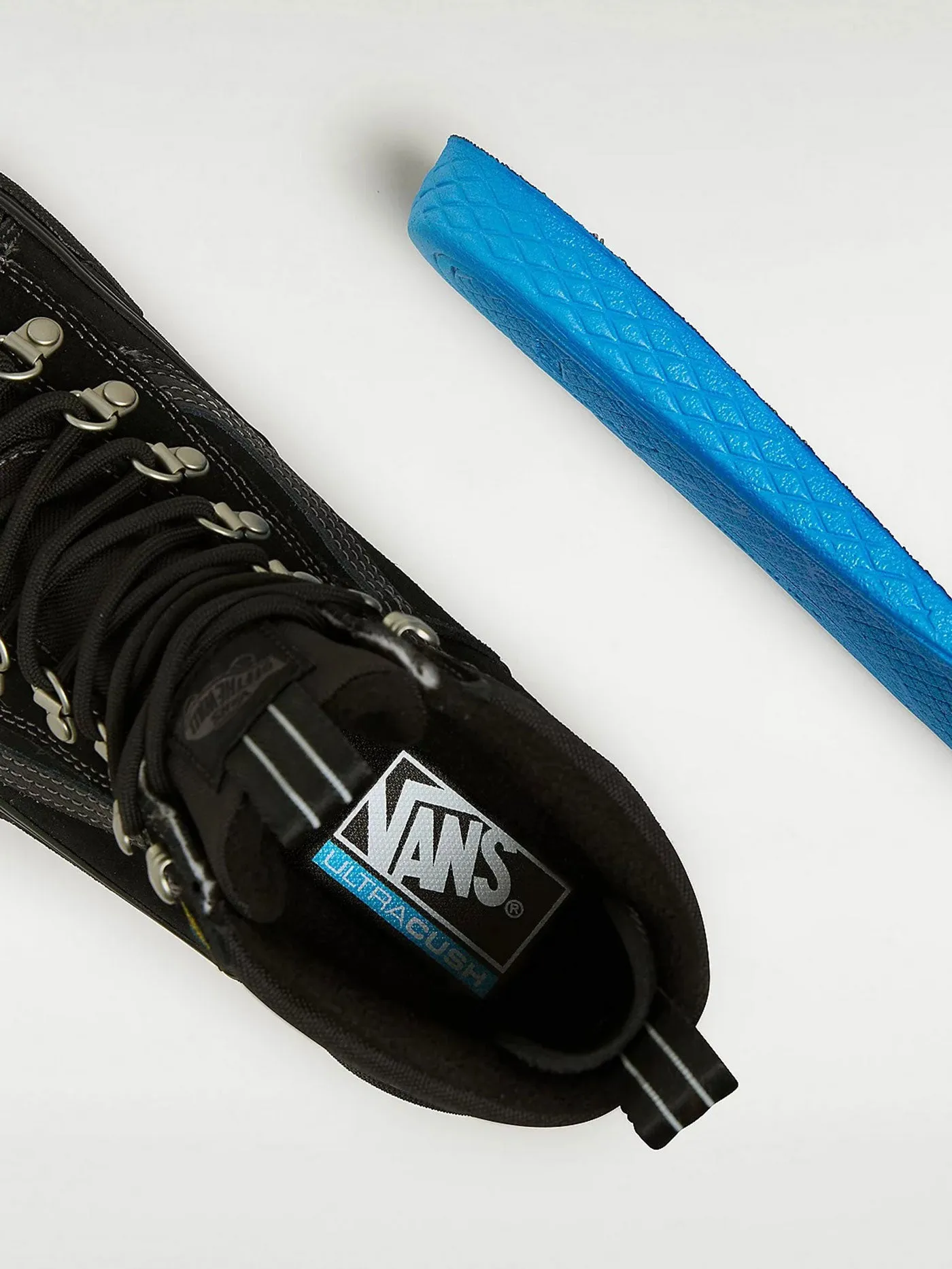 MTE Sk8-Hi DR Waterproof Black Shoes