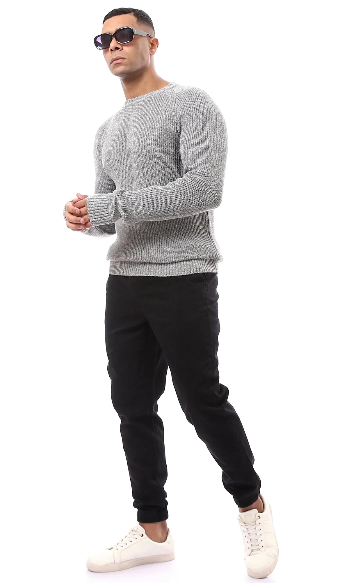 O161105 Black Solid Gabardine Casual Pants With Hem