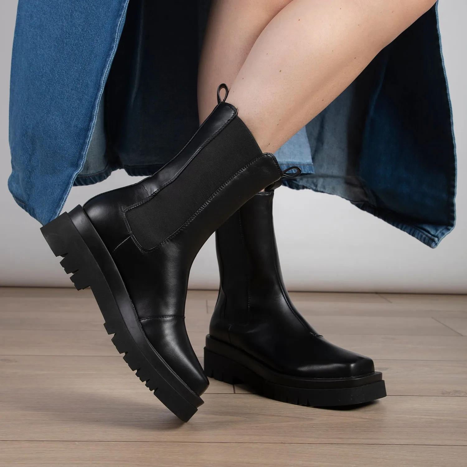 RAID Newport Ankle Boot in Black