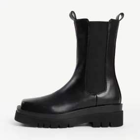 RAID Newport Ankle Boot in Black