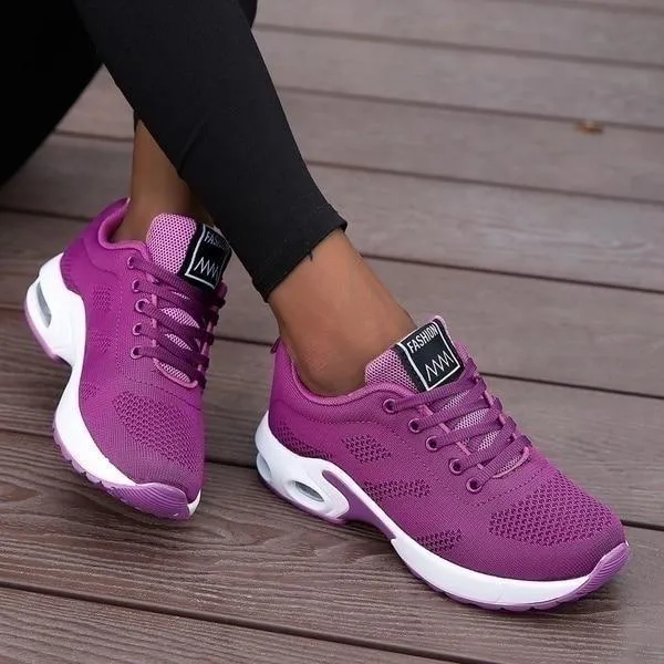 Sannya | Sneakers